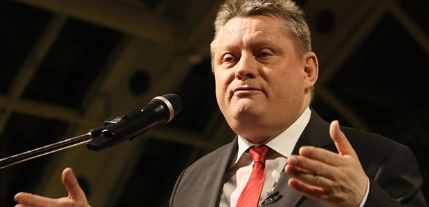 Gröhe und Ärzte mit unterschiedlichen Lösungen Gesundheitsminister Gröhe am Donnerstagabend im KaDeWe in Berlin.