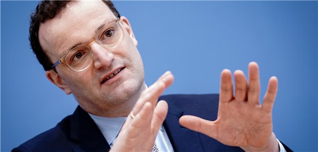 Corona: Spahn will Impfverordnung anpassen Gesundheitsminister Jens Spahn (CDU) bekräftigte am Samstag noch einmal, dass es in dieser Pandemie keine Impfpflicht geben werde, auch nicht für einzelne Berufsgruppen.