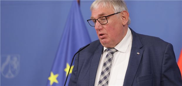Laumann hält am zweigliedrigen Impfsystem fest Gesundheitsminister Karl-Josef Laumann zog am Dienstag Bilanz aus der Corona-Pandemie.
