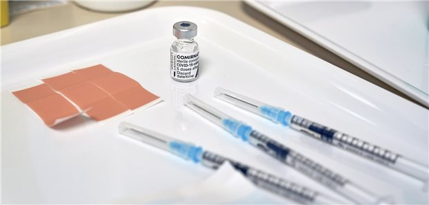 Coronavirus-Impfverordnung soll nun doch verlängert werden Gesundheitsminister Karl Lauterbach (SPD) will die Coronavirus-Impfverordnung nun wohl doch verlängern.