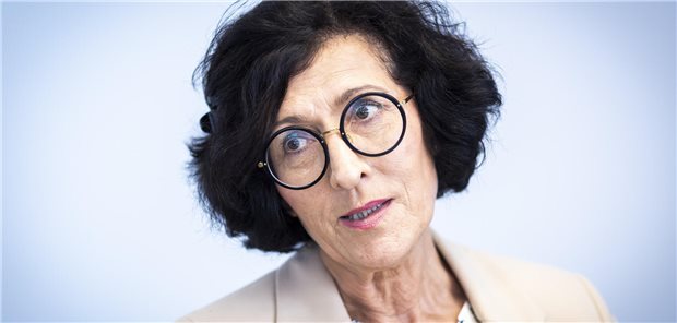 Verband drängt auf Umverteilung von Aufgaben zwischen Ärzten und Pflegefachkräften Vera Lux
