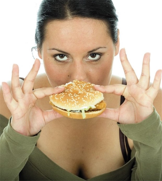 Damit die Pfunde leichter purzeln Gewichtsreduktion und gesunder Lebensstil sollen Abnehmwilligen mit dem rezeptfreien Orlistat 60 mg leichter fallen.