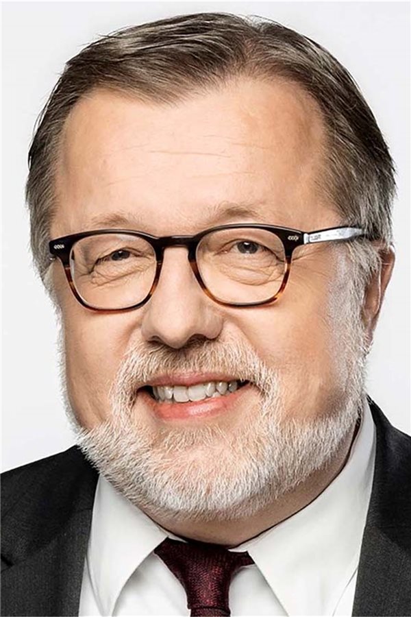 Pädiater drängen auf rasche Umsetzung der Impfpflicht Gewinnt nach eigenem Bekunden den Eindruck, manche Politiker wollten das Thema Impfpflicht für Erwachsene gerne aussitzen: Dr. Thomas Fischbach, Präsident des Berufsverbands der Kinder- und Jugendärzte (BVKJ).