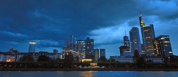 Finanzkrise erreicht die Medizin Gewitter über der Bankenstadt: Auch die Medizin leidet unter der Krise.