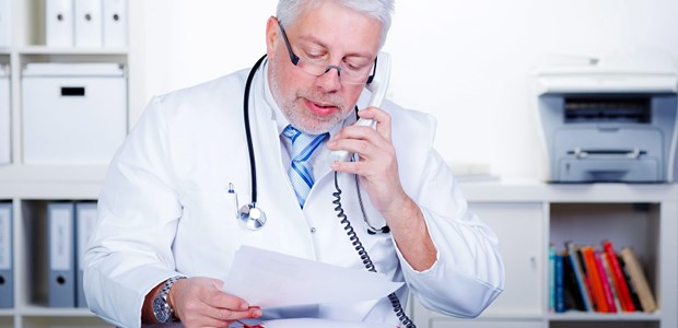 Regressfalle Telefon Gibt die Kasse telefonisch das Okay für den Off-Label-Use, so sollten Ärzte noch eine schriftliche Bestätigung einfordern, bevor sie die Arznei rezeptieren. Das schützt vor einem späteren Arzneiregress.