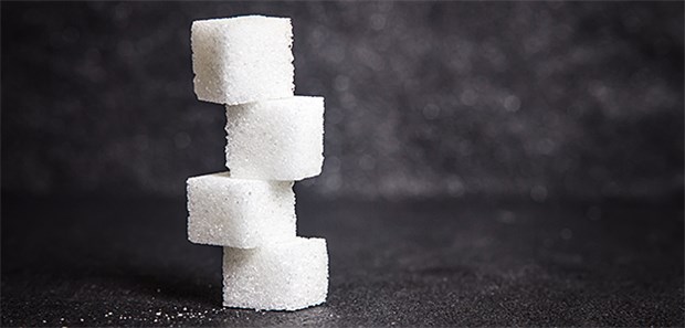 Zuckerlösung statt Kontrastmittel Glukose, die der Menge von wenigen Stücken Würfelzucker entsprechen, brauchten Forscher für ihre Glukose-MRT.
