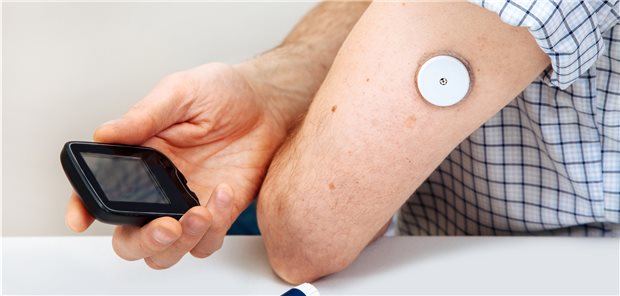 E-Health auch für ältere Diabetiker geeignet Glukosesensor und Scanner ermöglichen ein lebensqualitätsorientiertes Management von Diabetes.