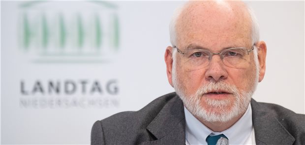 „Größere Fachabteilungen in den Krankenhäusern führen einfach zu besseren Behandlungsergebnissen“: Heiger Scholz, Staatssekretär im niedersächsischen Sozialministerium (Archivbild).