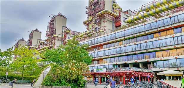 Klimakiller Krankenhaus – Sanierung in NRW kostet Milliarden Große Krankenhäuser, hier das Universitätsklinikum Aachen, verbrauchen enorm viel Energie.