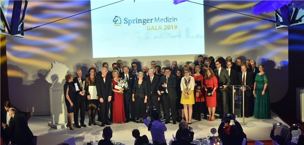 Galenus-Preis 2019 – Das sind die Gewinner Großes Finale bei der Galenus Gala mit den strahlenden Gewinnern.