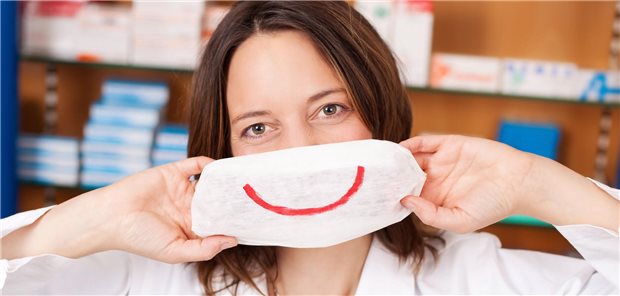 Gut Lachen haben derzeit nicht viele Apotheker. Die im Koalitionsvertrag versprochene Honorarerhöhung fällt vorerst aus.