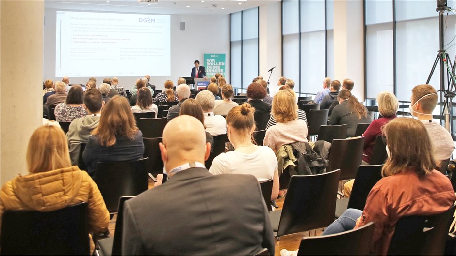 Gut besucht die Veranstaltung zur Arzneimitteltherapiesicherheit bei der DGIM 20...