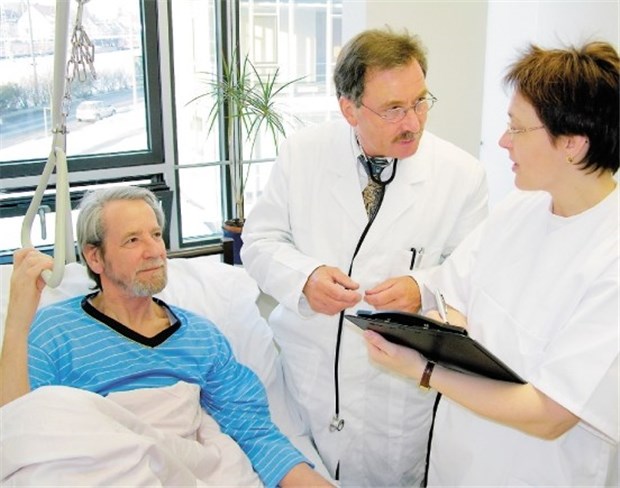 Kliniken und Vertragsärzte besser verzahnt Gut versorgt werden - das erwarten Patienten.