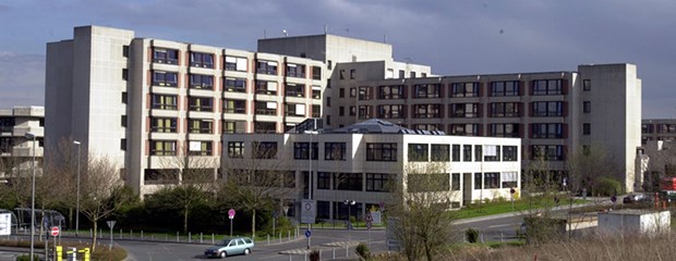 Rhön krempelt in Wiesbaden die Ärmel hoch HSK in Wiesbaden: Rhön baut um.