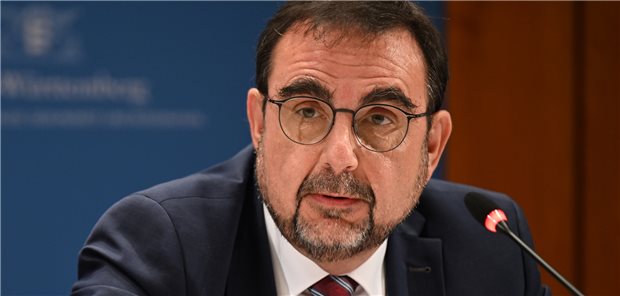 Holetschek und Verbände fordern weiter Nachbesserungen bei Krankenhausreform Hält an seinem Widerstand gegen die aktuellen Pläne zur Klinikreform fest: Bayerns Gesundheitsminister Klaus Holetschek. (Archivfoto)
