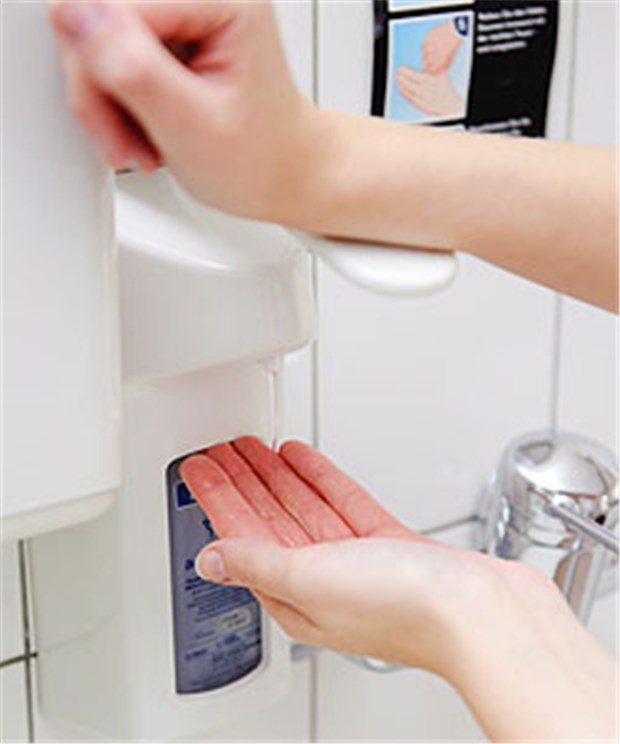 Hygienemängel bringen Ärzte in die Bredouille Händedesinfektion - für Ärzte unerlässlich.