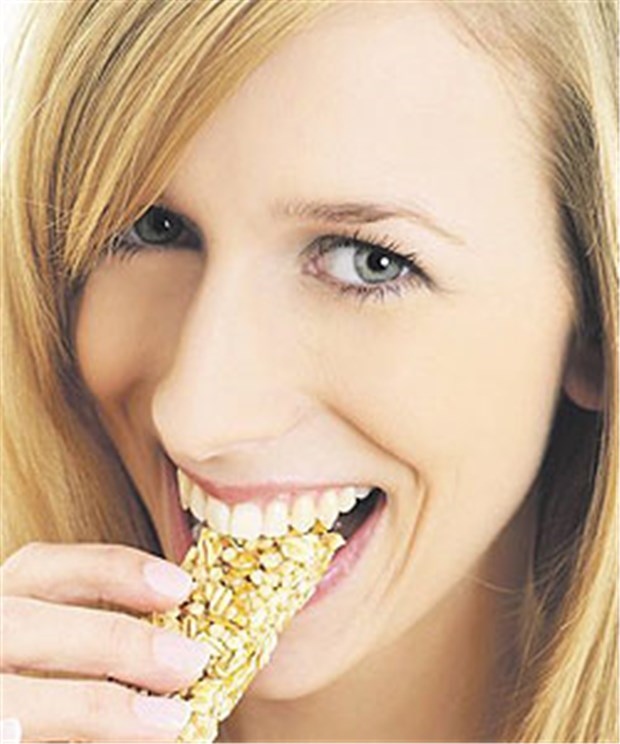Kein Darmkrebs durch häufiges Essen Häufiges "Snacking" fördert offenbar nicht die Entstehung von Darmkrebs.