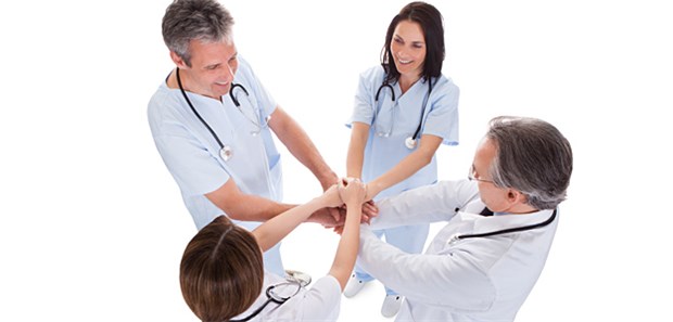 Mit kreativen Ideen gegen den Landarzt-Mangel Hand in Hand für die Patienten.
