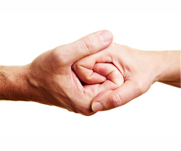 Ärzte und Kommunen: Hand in Hand gegen Unterversorgung Hand in Hand gegen Ärztemangel.