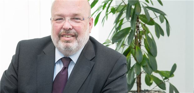 Impfkonflikt: Pflegekammer und Verdi lesen Klinikleitung die Leviten Hans-Friedrich Günther, Geschäftsführer des Klinikums Ludwigshafen, ist wegen seines rigorosen Corona-Impfkurses für die Belegschaft derzeit stark unter Beschuss.