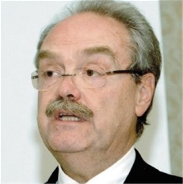 Reformen werden nicht als Besserung erlebt Hans-Georg Hoffmann, Vorsitzender des Bundesverbandes der Arzneimittelhersteller.