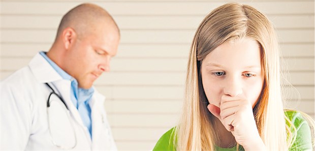 Hartnäckiger Husten kann Pertussis sein Hartnäckiger Husten: Das Risiko für Pertussis ist bei Jugendlichen umso höher, je länger die letzte Keuchhustenimpfung zurückliegt.