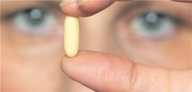 So wirken magensaftresistente Arzneien richtig Hat das Medikament einen magensaftresistenten Überzug? Dann ist vor allem bei großen Arzneien darauf zu achten, dass zwischen Essen und Einnahme ausreichend Abstand besteht.