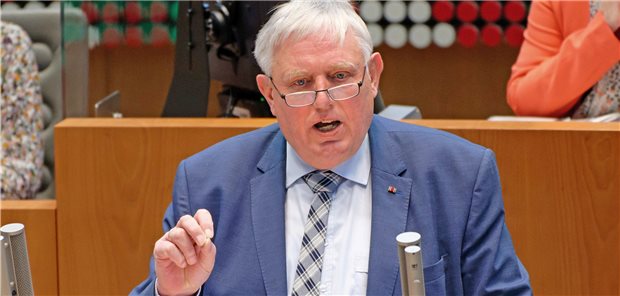 Laumann holt bei NRW-Wahl das Direktmandat Hat in seinem Wahlkreis das Direktmandat geholt: NRW-Gesundheitsminister Karl-Josef Laumann (CDU).