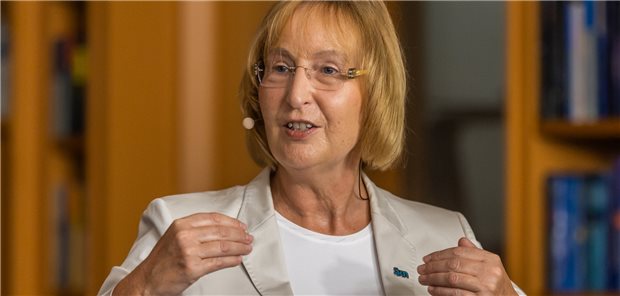Niedersachsens Ärztekammer-Präsidentin Wenker sieht Gesundheitssystem am Anschlag ÄKN-Präsidentin Dr. Martina Wenker
