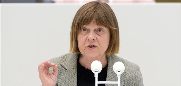 Kabinettskollegen nach Woidkes Infektion in Quarantäne Hatte zuletzt am vergangenen Freitag mit Ministerpräsident Woidke Kontakt: Brandenburgs Gesundheitsministerin Ursula Nonnemacher (Grüne) – hier bei der Sondersitzung des Landtags am 30. Oktober.