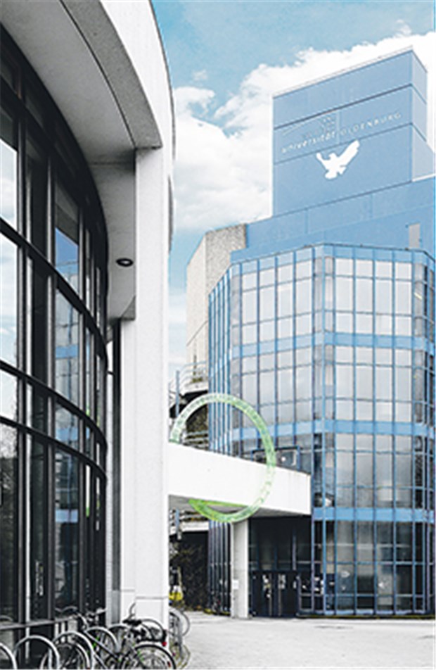 Medical Schools - eine gute Ergänzung zur Uni Hauptgebäude der Universität Oldenburg. Ab 2012 sollen hier auch Medizinstudenten ausgebildet werden.