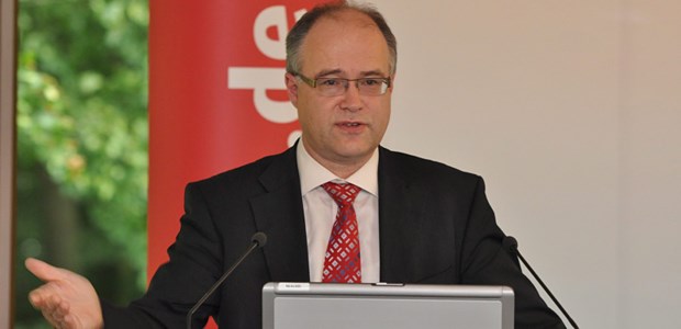 Das Ende der Harmonie? "Hausärzte - eine von vielen Fachgruppen, die sich benachteiligt fühlen": KV-Vorstand Dr. Ralph Ennenbach.