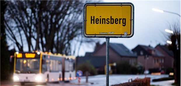 Erste Coronavirus-Patienten in NRW und Baden-Württemberg Heinsberg im Fokus: Das Gesundheitsministerium in Nordrhein-Westfalen will nun über das weitere Vorgehen nach der ersten nachgewiesenen Coronvirus-Infektion in NRW beraten.