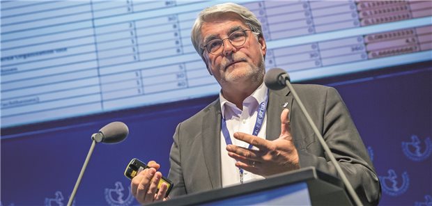 Henrik Herrmann und seine Arbeitsgruppe haben auf dem 126. Ärztetag in Bremen ihr neues Personal-Tool vorgestellt.