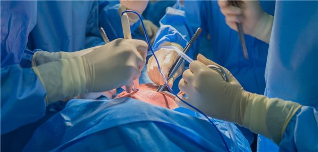 Herz-Op: Hat das Zentrum genug Routine, um auch Herztransplantationen durchzuführen? Der Gemeinsame Bundesausschuss hat eine Mindestmenge dafür festgelegt.
