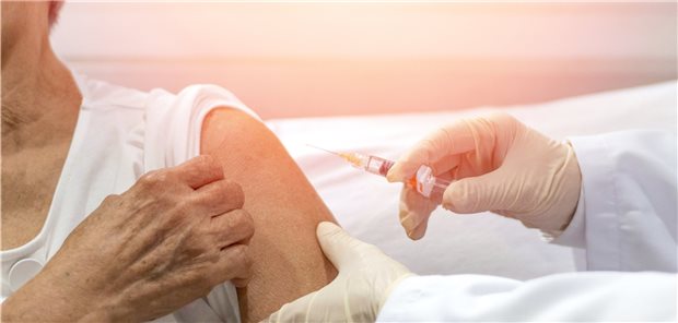 Herzkranke können besonders von einer Influenza-Impfung profitieren, es reicht aber offenbar ein Standardimpfstoff.