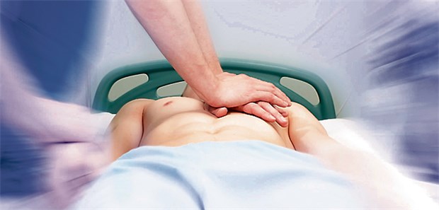 Rasche Gabe von Adrenalin erhöht Überlebenschance Herzstillstand: Wirken Elektroschocks nicht, helfen nur kardiopulmonale Reanimation und Adrenalin.