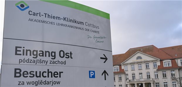 Ärzte-Akquise: „Mach es wie der Wolf. Komm in die Lausitz.“ Hier geht’s rein: das Carl-Thiem-Klinikum sucht dringend Ärzte.