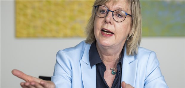 Ersatzkassen helfen mit digitalen Mindestmengenkarten bei Kliniksuche „Hilfestellung in der belastenden Situation einer anstehenden Krankenhausbehandlung“: vdek-Chefin Ulrike Elsner.