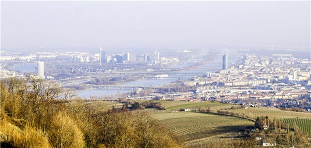 Panoramaaufnahme Wien und Donau