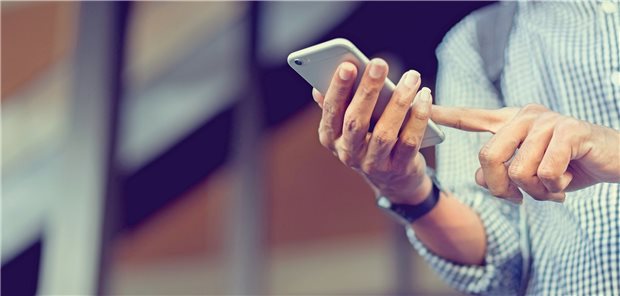 Hintergrunddienst bleibt Hintergrunddienst, auch wenn die betroffenen Ärzte regelhaft angerufen und zum Einsatz gerufen werden, so das Bundesarbeitsgericht.