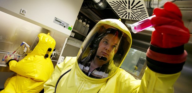 Influenza-Forscher will Terror-Gefahr trotzen Hochsicherheitslabor in Marburg: Experten fordern diese Labore für alle Versuche mit Influenza-Mutationen.