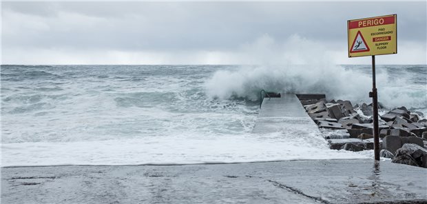 Höchste Gefahr: In Deutschland droht eine Diabeteswelle mit täglich im Schnitt 1500 neu diagnostizierten Typ-2-Betroffenen immer mehr Menschen mitzureißen.