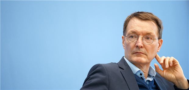 Nach Brandenburg-Wahl: Lauterbach hofft auf „Aufholjagd“ auch im Bund Hoffen auf die Aufholjagd – ähnlich der der SPD in der Mark: Bundesgesundheitsminister Karl Lauterbach (SPD).