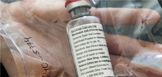 USA erlauben begrenzten Einsatz von Corona-Wirkstoff Remdesivir Hoffnungsschimmer gegen COVID-19: Eine Ampulle des Medikamentes Remdesivir.