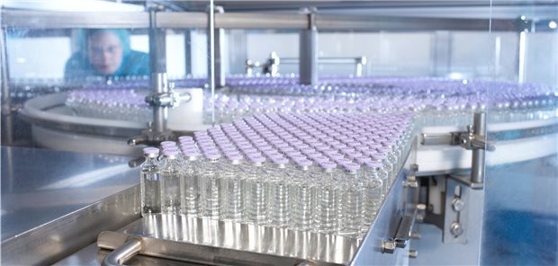 Stark in Forschung und Export – die Gesundheitsindustrie Hohe Arbeitsproduktivität kennzeichnet die Pharmabranche.
