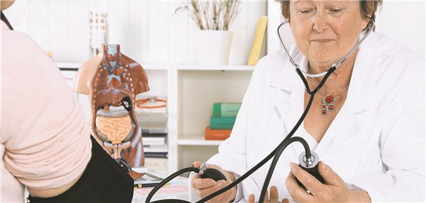 Hoher Blutdruck? Dann sollte nach neuer Leitlinie eine Fixkombi zum Einsatz kommen.