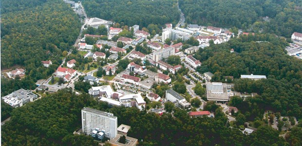 Saarland immer noch ohne Hausarzt-Professur Homburger Campus von oben: Wann wird es einen Allgemeinmedizin-Lehrstuhl geben?