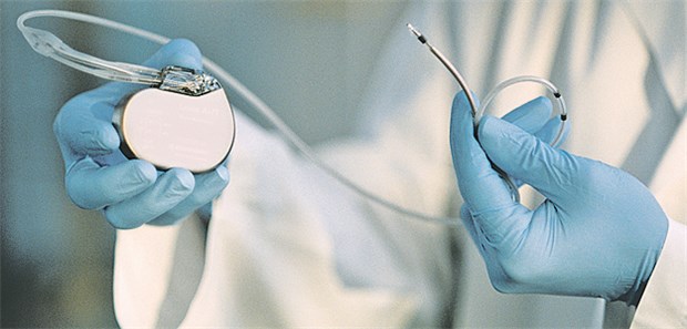 Schwierige Situation mit ICD am Lebensabend ICD im Blick: Wünschenswert wäre eine frühzeitige Aufklärung der Patienten über mögliche Probleme mit ICD am Lebensende und das Erstellen einer entsprechenden Patientenverfügung.