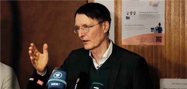 Lauterbach zur ePA: „Die Daten sind sicher vor Hackern“ Bundesgesundheitsminister Karl Lauterbach